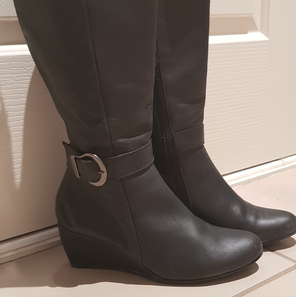 Bertuchi Shoes - Ladies black boots